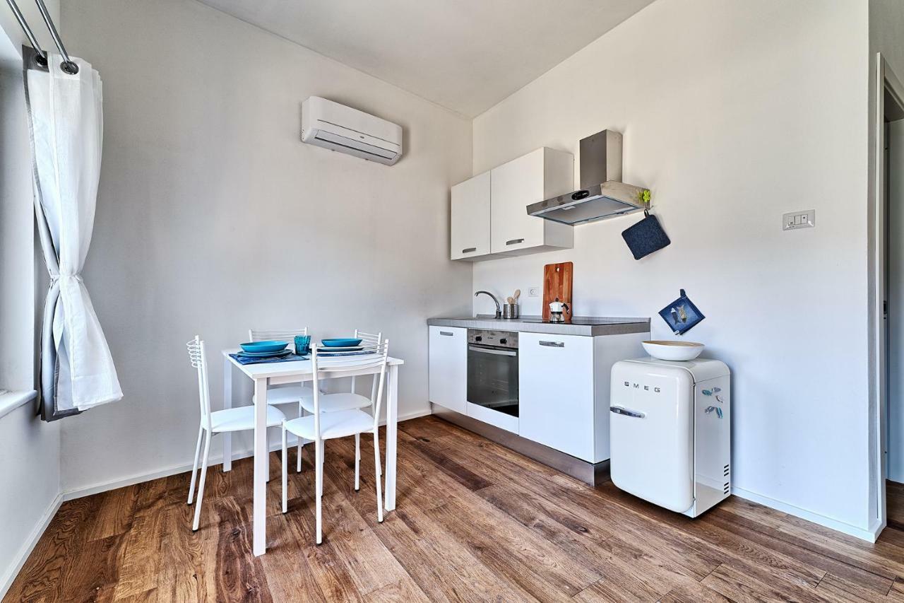 Marina Apartments Colico Extérieur photo