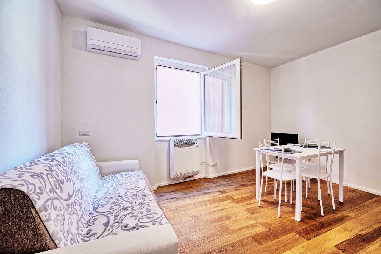 Marina Apartments Colico Extérieur photo